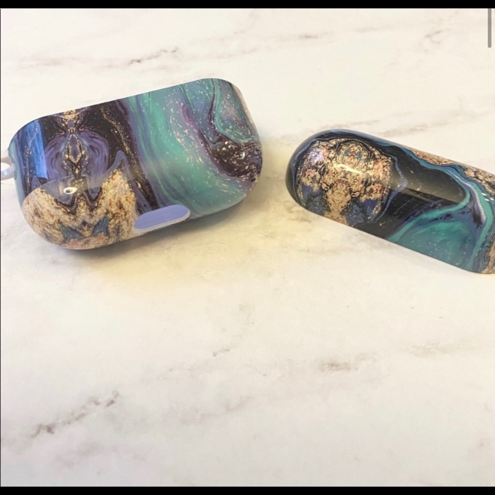 AirPod Case Covers - Picture 8 of 10